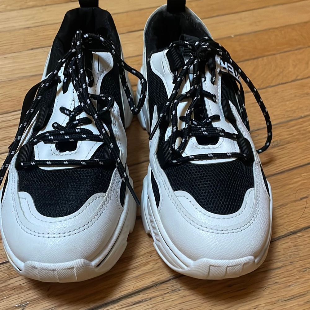 Kids size 3 sneakers